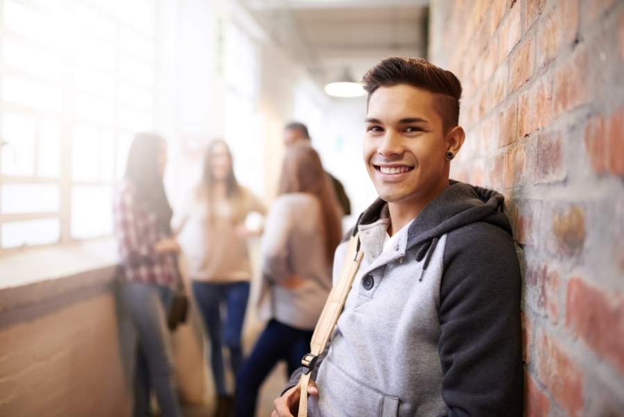 Ottawa prolonge l’aide financière aux étudiants pour 2026-2027